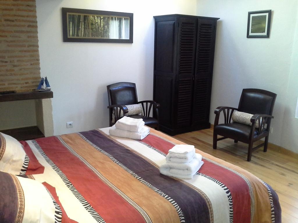 Maison D'Hotes Brameloup Jardin Ovale Coudures 객실 사진